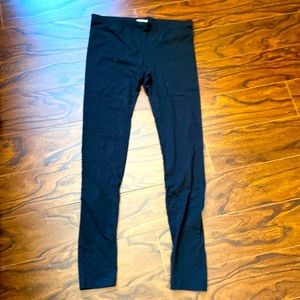 Black leggings size L